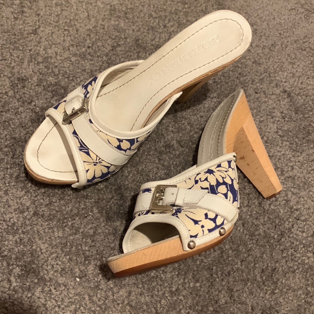 BURBERRY Sandals